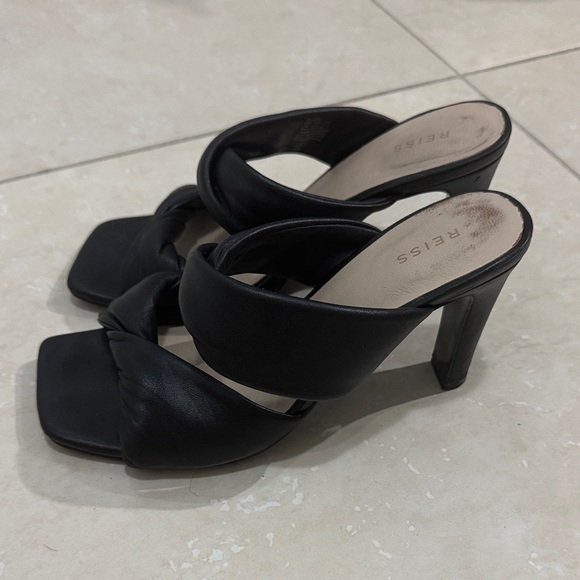 Reiss Black Eliza Sandal - Picture 6 of 10